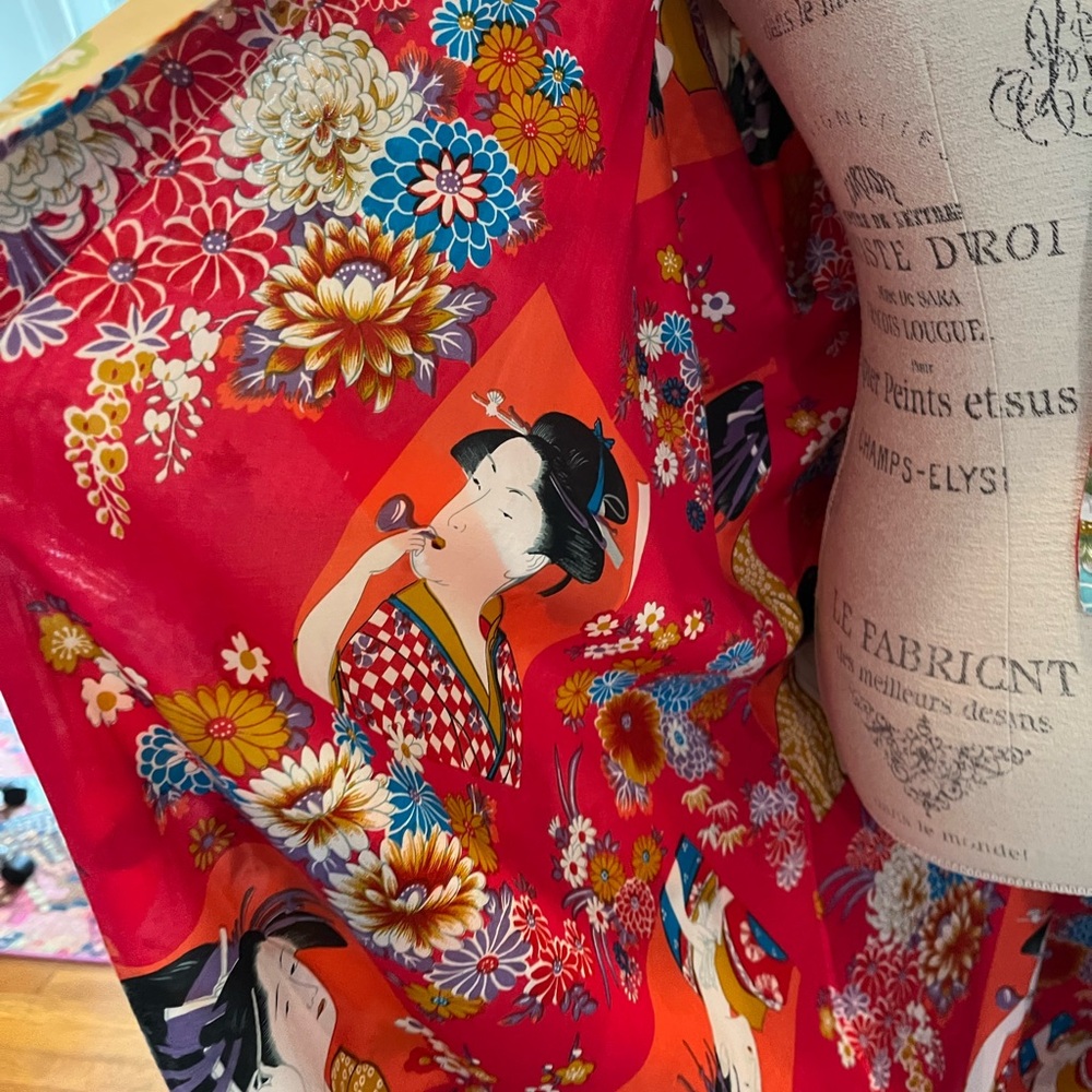 Kimono Robe Floral Geisha Print - Picture 2 of 8